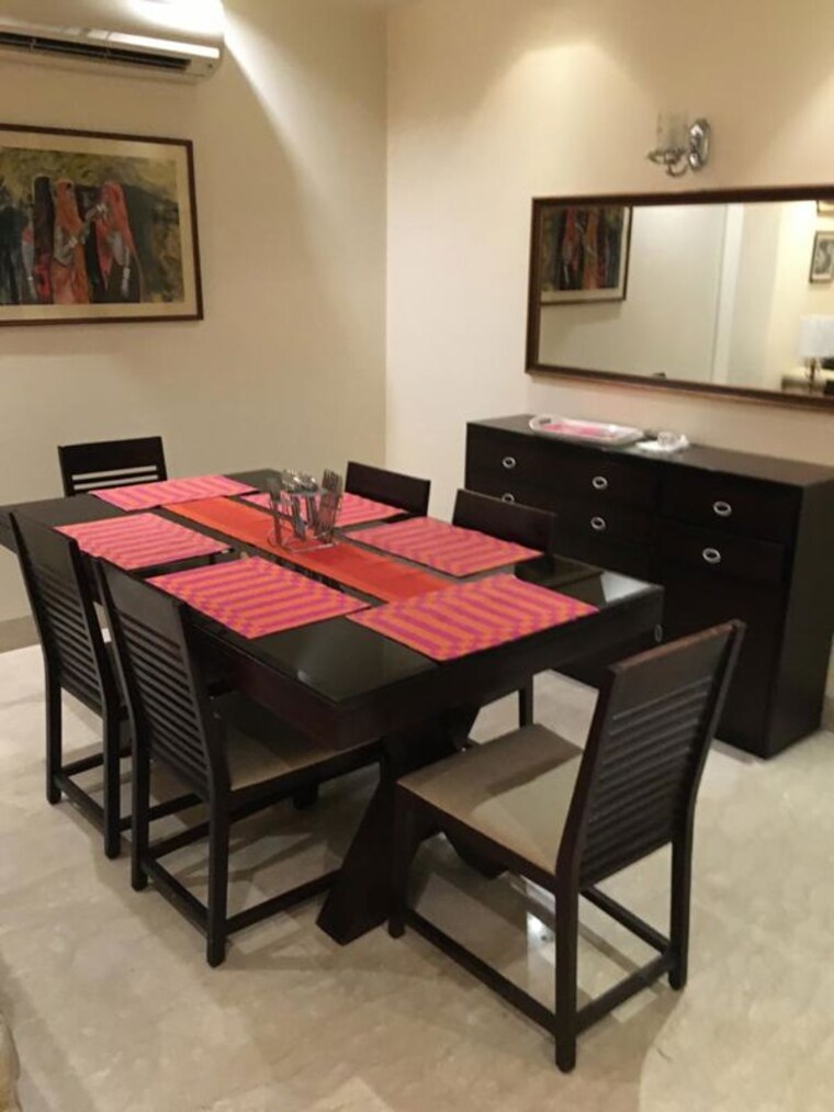 Team Area, defence colony 3 Bedroom 2000 Sq.Ft. Builder Floor In Defence Colony Delhi 10376725