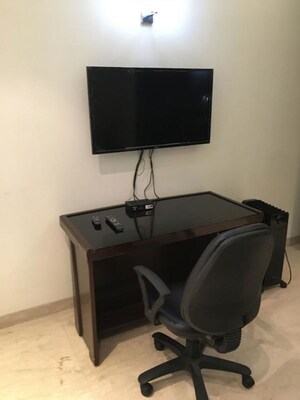 Team Area in 3 BHK Builder Floor at Defence Colony – for Rent