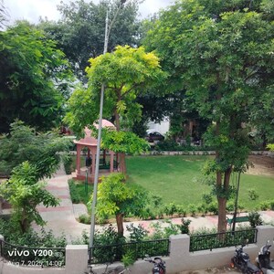 1 RK Builder Floor – Garden View at Kohli One Malibu Town Plot, Sector 47 - for Rent