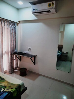 Team Area in 2 BHK Apartment at Kanakia Spaces Sevens, Andheri East – for Rent
