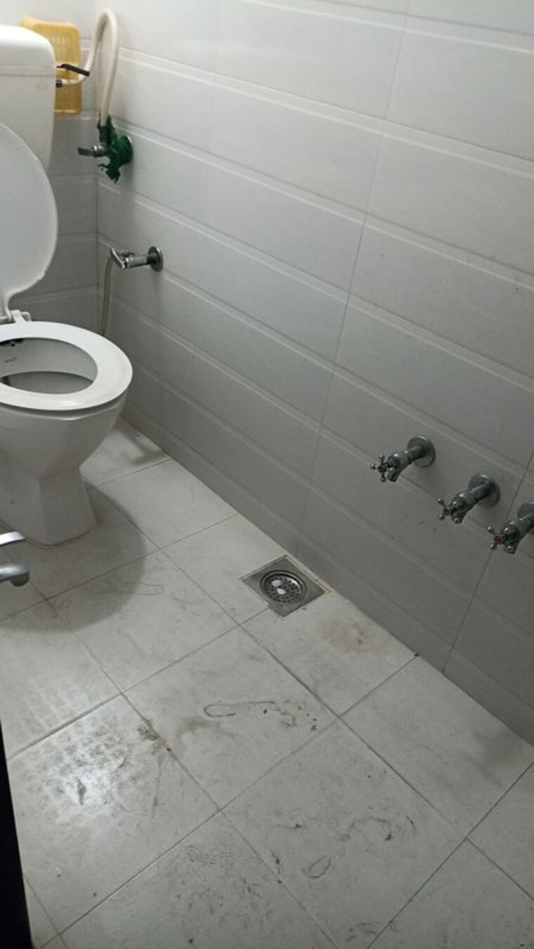 Bathroom, vejalpur 1 Bedroom 550 Sq.Ft. Villa In Vejalpur Ahmedabad 10374388