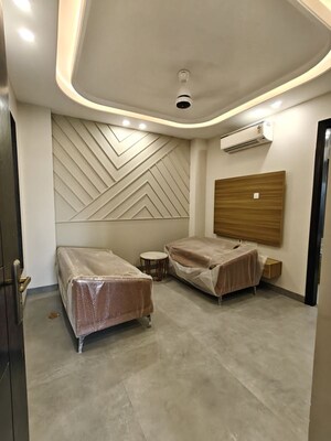 Bedroom in 1 BHK Builder Floor at Ansal Sushant Lok I, Sector 43 – for Rent