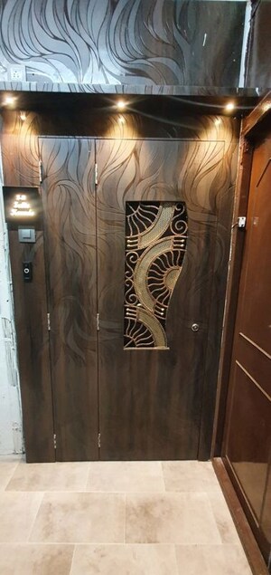Furnished Amenities in 1 BHK Apartment at Chadha Building, Parel – for Sale