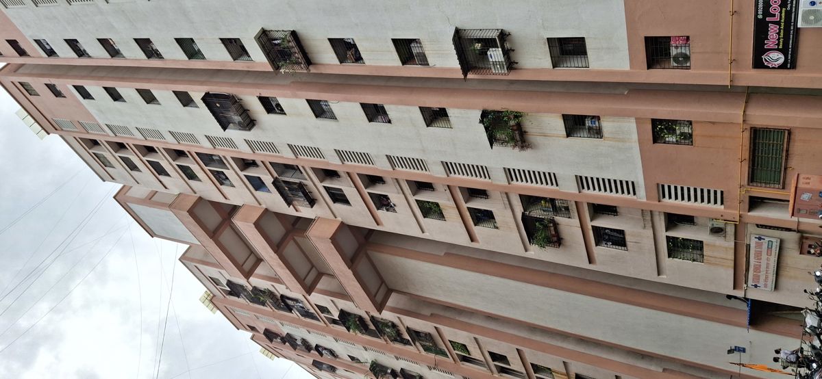 1 BHK 620 Sq.Ft. Apartment in Megh Malhar Co-op Housing Society