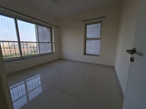 Room in 2 BHK Apartment at Adhiraj Samyama, Kharghar Sector 37 – for Rent