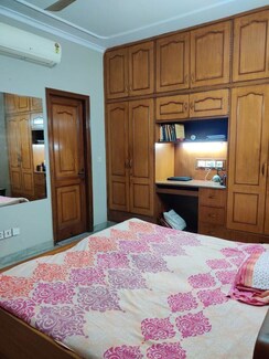 2 BHK + Study Room Builder Floor For Rent in Kalkaji