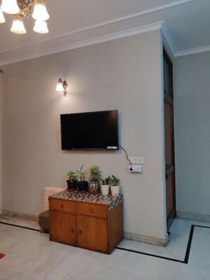 Furnished Amenities in 2 BHK Builder Floor at Kalkaji – for Rent