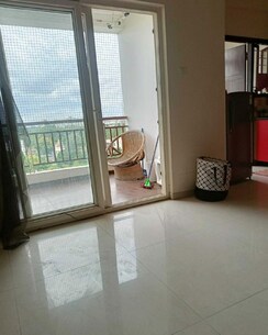2 BHK Apartment For Rent in Dsr Eden Greens