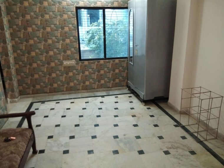 Room, jivraj park 1 Bedroom 150 Sq.Ft. Apartment In Jivraj Park Ahmedabad 10376828