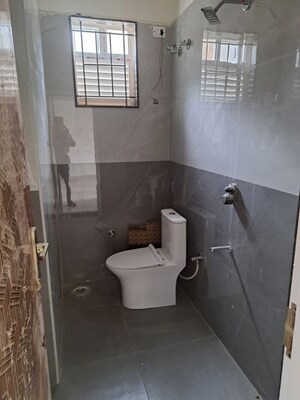 Bathroom in 1 BHK Builder Floor at Hrbr Layout – for Rent