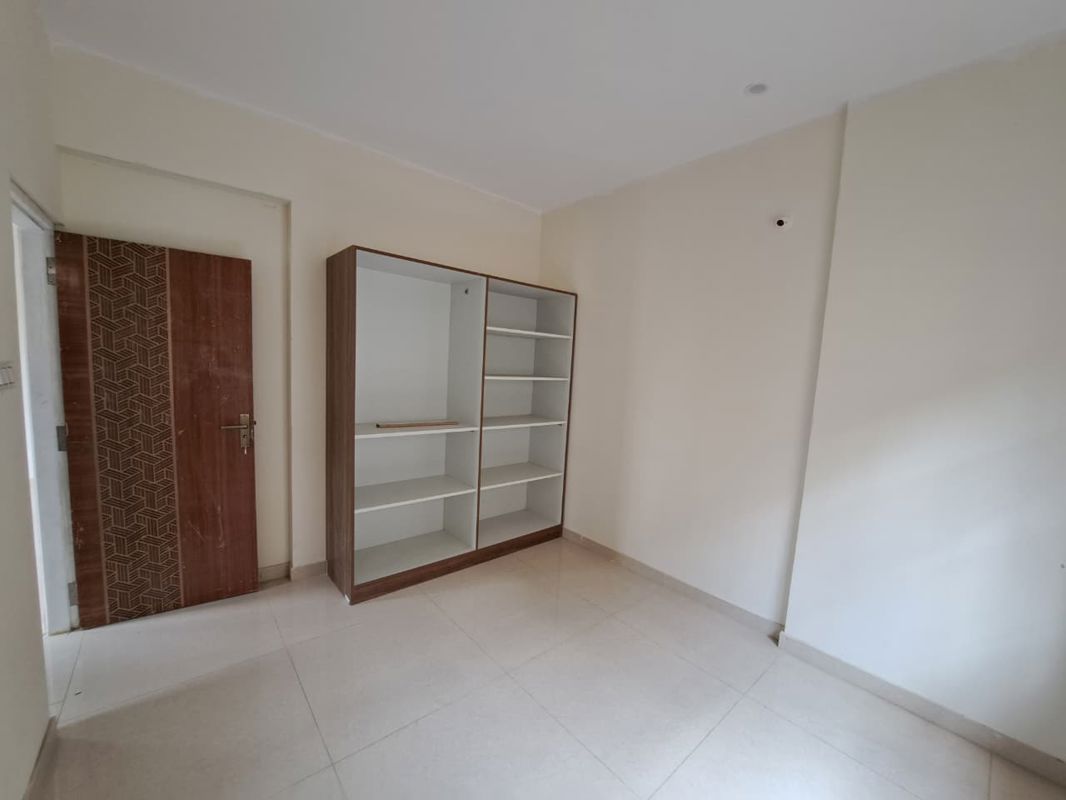 1 BHK + Servant Room Builder Floor For Rent in HRBR Layout