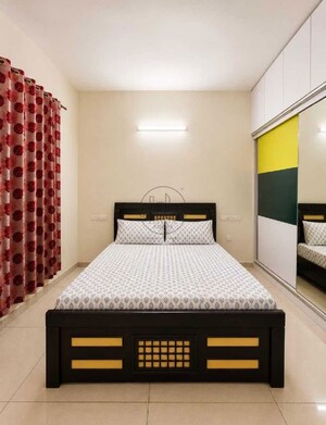 Bedroom in 2 BHK Apartment at Prestige Lakeside Habitat Villas, Gunjur – for Rent