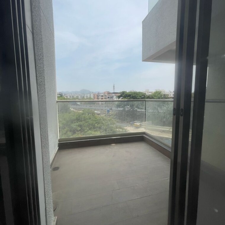 Balcony, ambegaon budruk 3 Bedroom 1500 Sq.Ft. Apartment In Ambegaon Budruk Pune 10376804
