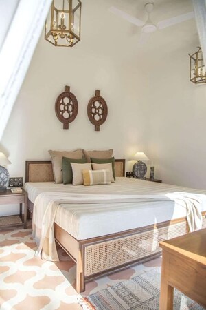 Furnished Amenities in 4 BHK Villa at Assagao – for Sale