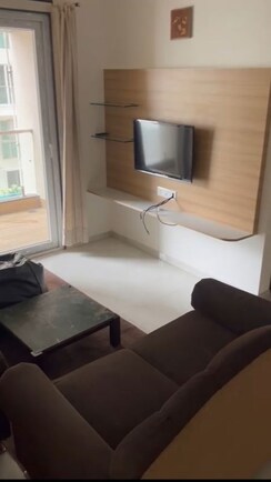 2 BHK + Basement Apartment For Rent in Dream Metropark County