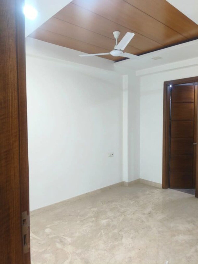 Room, chittaranjan park 3 Bedroom 160 Sq.Yd. Builder Floor In Chittaranjan Park Delhi 10376881