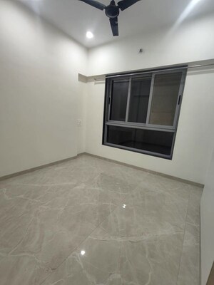 Room in 2 BHK Apartment at Nakul Raj , Malad West – for Rent