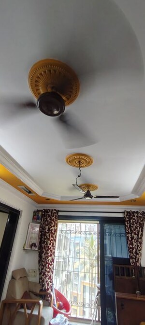 Furnished Amenities in 1.5 BHK Apartment at Aditya Ganga CHS, Chembur – for Rent