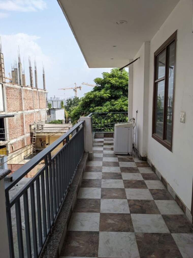 Balcony, sector 38 1 Bedroom 620 Sq.Ft. Builder Floor In Sector 38 Gurgaon 10376916