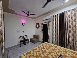 Bedroom in 1 RK Builder Floor at Sector 31 – for Rent