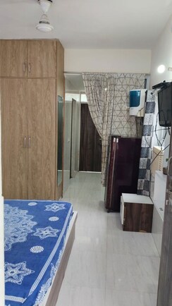 1 RkApartment For Rent in IFFCO Tower