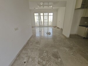 Room in 4 BHK Apartment at SS The Leaf, Sector 85 – for Rent