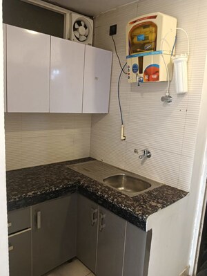 Bathroom in 1 RK Builder Floor at Sector 41 – for Rent