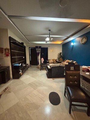Team Area in 2 BHK Builder Floor at Malviya Nagar – for Rent