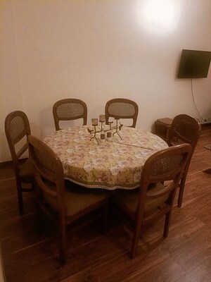 Team Area in 2 BHK Apartment at Unitech Rakshak, Sector 41 – for Rent