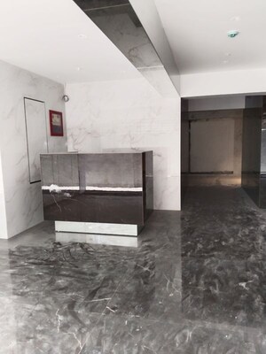 Room in 1.5 BHK Apartment at Dadar West – for Rent
