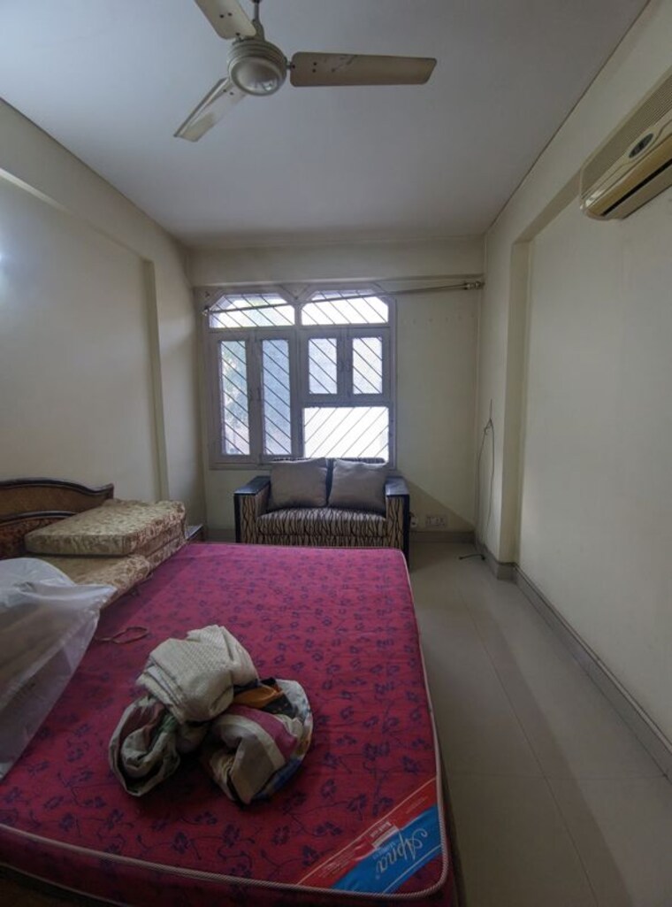 Bedroom, eros-garden-villas 2 Bedroom 1150 Sq.Ft. Builder Floor In Charmwood Village Faridabad 10377003