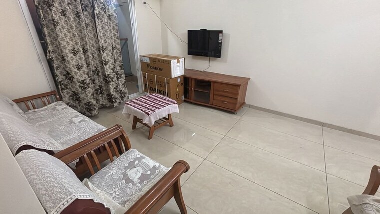 Living Room, mhada colony 1 Bedroom 800 Sq.Ft. Apartment In Mhada Colony Pune 10377001