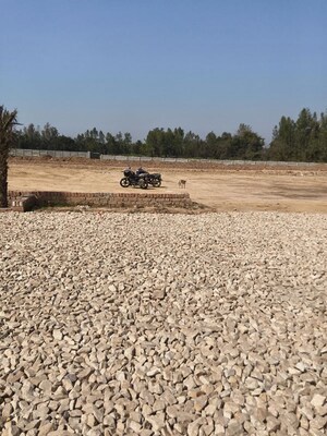 Plot Area in  Plot at Gosainganj – for Sale
