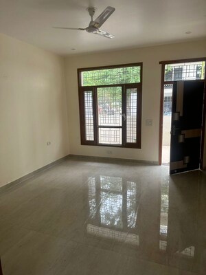 2 BHK Builder Floor For Rent in Ansal API Esencia, Sector 67