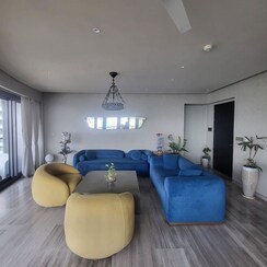 4 BHK + Pooja Room,Study Room Apartment For Sale in Lodha World Crest
