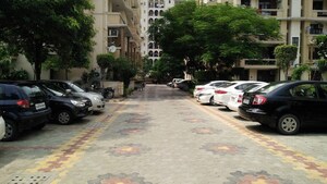 Parking in 3 BHK Apartment at Parsvnath Prestige, Sector 93a – for Sale