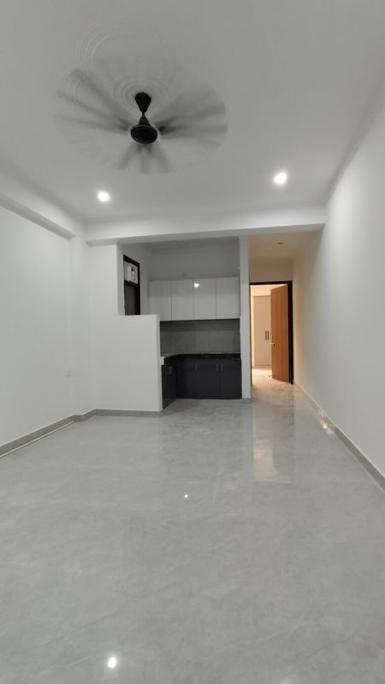 Living Room, saket 2 Bedroom 800 Sq.Ft. Apartment In Saket Delhi 10377108