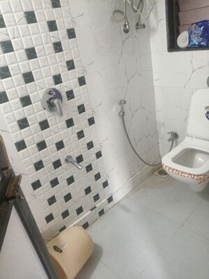 Bathroom in 1 BHK Apartment at Neelima Apartments, Bhandup West – for Rent