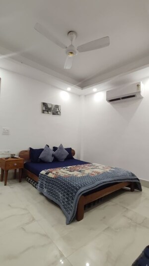 Living Room in 2 BHK Apartment at Saket – for Rent