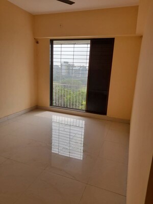 Room in 1 BHK Apartment at Agarwal And Doshi Complex, Vasai West – for Rent