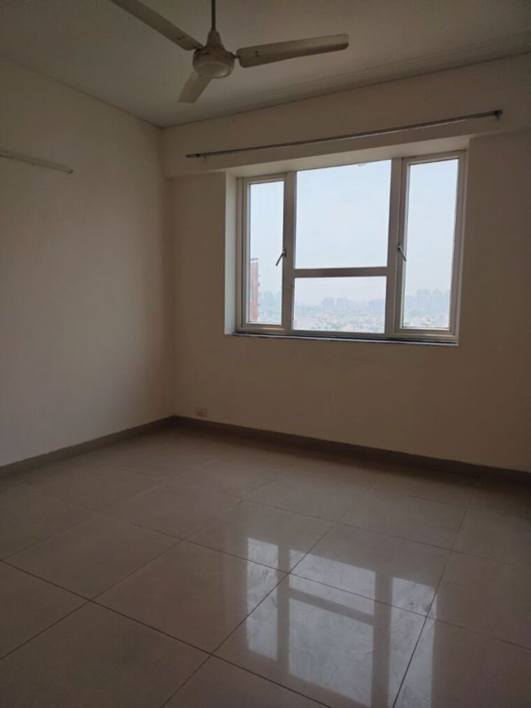 Room, mahindra-aura-phase-iii 2.5 Bedroom 1300 Sq.Ft. Apartment In Sector 110a Gurgaon 10377119