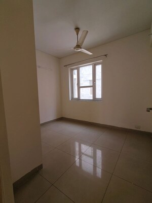 Room in 2.5 BHK Apartment at Mahindra Aura Phase III, Sector 110a – for Rent