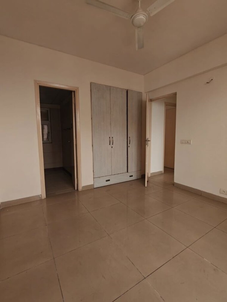 Room, mahindra-aura-phase-iii 2.5 Bedroom 1300 Sq.Ft. Apartment In Sector 110a Gurgaon 10377119