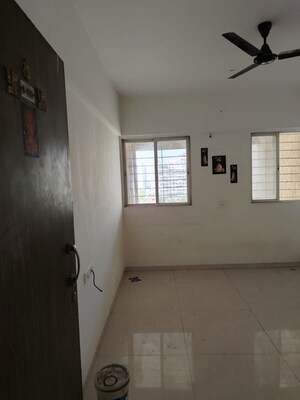 Room in 2 BHK Apartment at Shree Balaji Heights Chikhali, Chikhali – for Rent