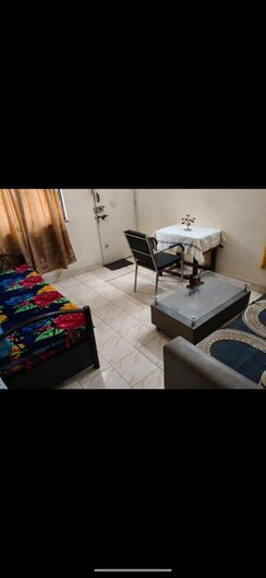 1 BHK + Extra Room Apartment For Rent in Anand Park