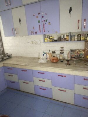 Kitchen in 1 BHK Builder Floor at RWA Apartments Sector 40, Sector 40 – for Rent