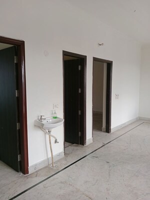 Room in 2 BHK Builder Floor at Model Town – for Rent