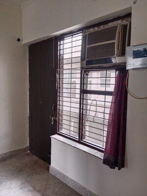 Room in 2 BHK Builder Floor at Model Town – for Rent