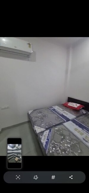 Furnished Amenities in 1 BHK Builder Floor at Sector 52 – for Rent