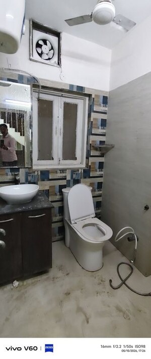 Bathroom in 3.5 BHK Independent House at Sector 40 – for Rent